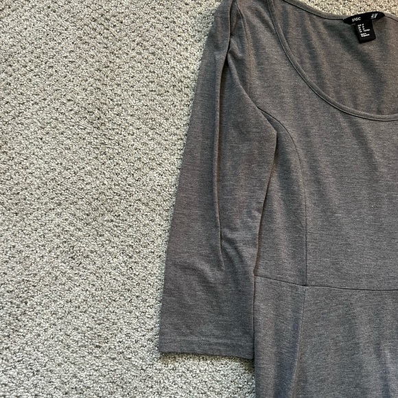 Gray T-shirt Dress - H&M - Picture 3 of 5